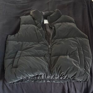 Old Navy Kids Black Puffer Vest